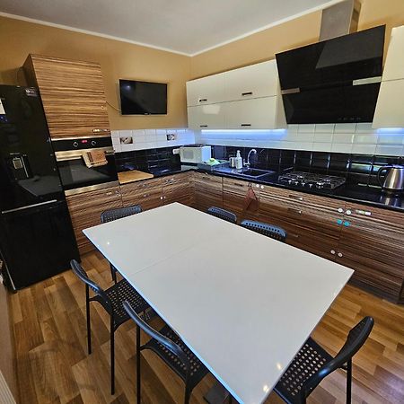Taniespanie Rokietnica Rokietnica  Экстерьер фото